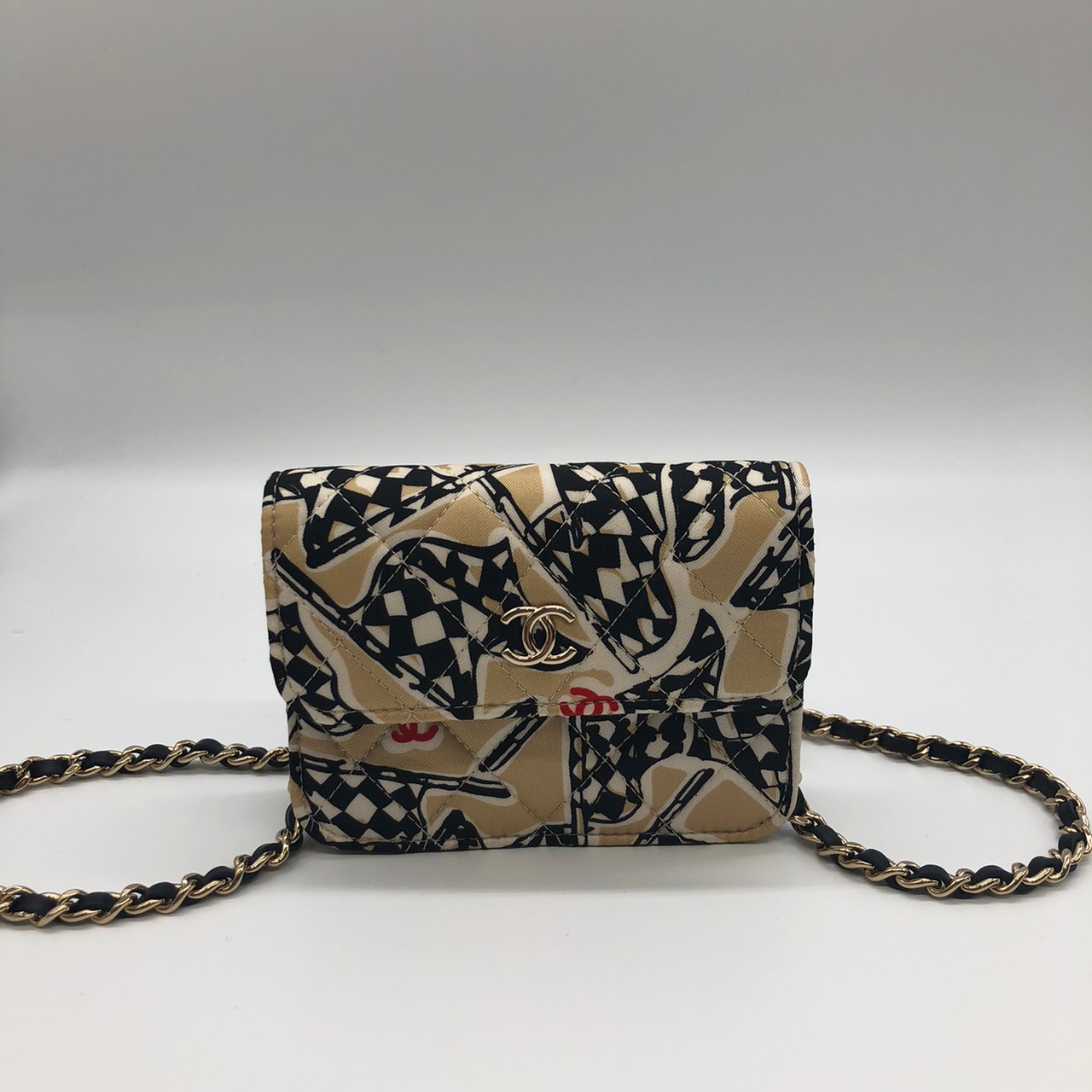 CHANEL　F1チェッカー柄　チェーンショルダー
